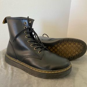 Band new doc Martin boots size 11 in woman’s- never worn only tried on